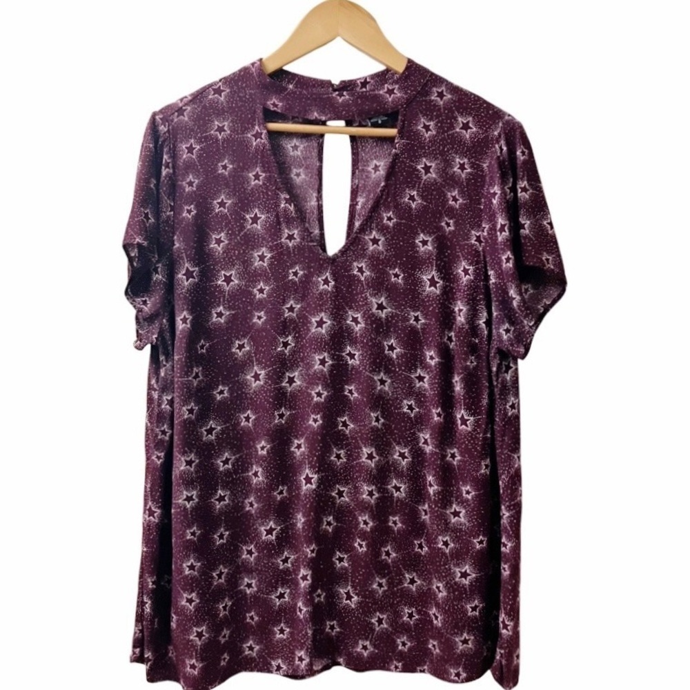 Torrid Star Print Crepe Keyhole Tunic Blouse Short Sleeve Women’s SZ 0 Plum Pink